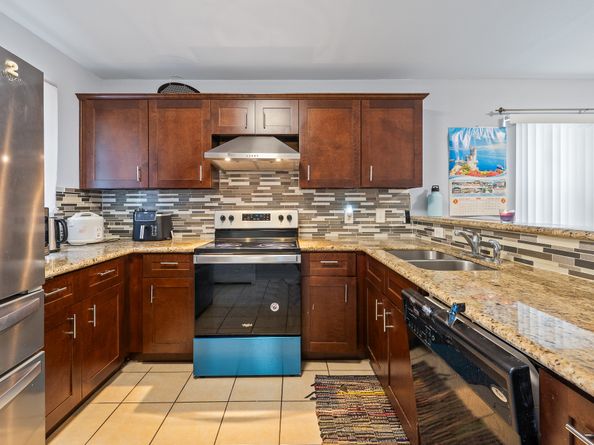5930 Santa Bernadetta, Houston TX 77017