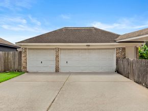 19819 Powerscourt Drive, Humble TX 77346