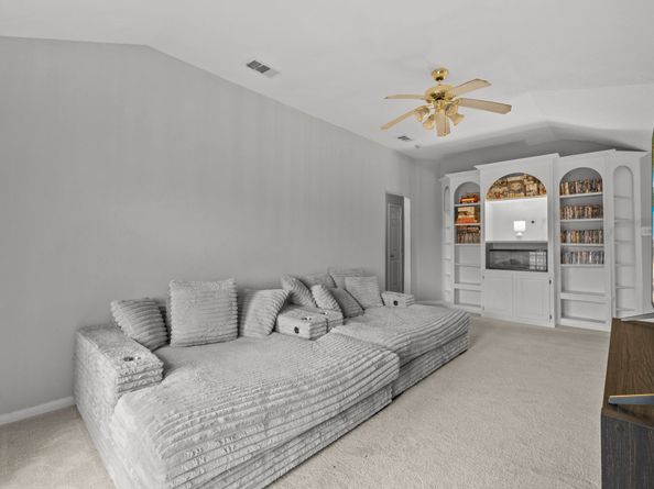 19819 Powerscourt Drive, Humble TX 77346