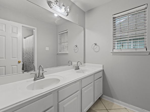 19819 Powerscourt Drive, Humble TX 77346