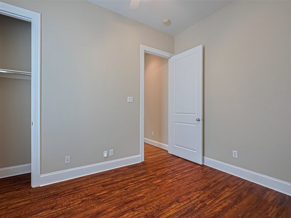 2910 Leeland Street, Houston TX 77003