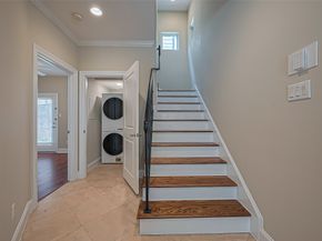 2910 Leeland Street, Houston TX 77003