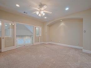 2910 Leeland Street, Houston TX 77003