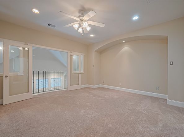 2910 Leeland Street, Houston TX 77003