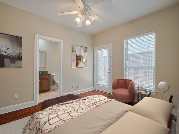 2910 Leeland Street, Houston TX 77003