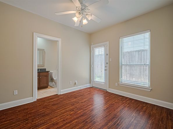 2910 Leeland Street, Houston TX 77003