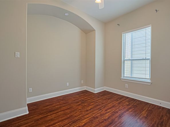 2910 Leeland Street, Houston TX 77003