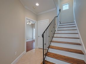 2910 Leeland Street, Houston TX 77003