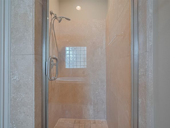 2910 Leeland Street, Houston TX 77003