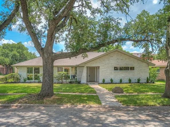 4003 Mischire Drive, Houston TX 77025