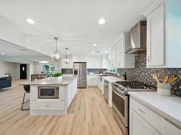 4003 Mischire Drive, Houston TX 77025