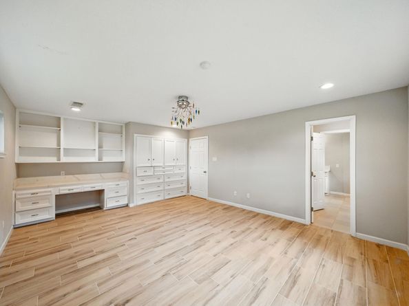 4003 Mischire Drive, Houston TX 77025