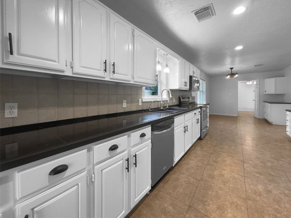 11723 Quail Creek Drive, Houston TX 77070