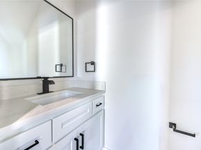 4605A Brady St, Houston TX 77011