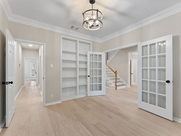 53 Silver Crescent Court, The Woodlands TX 77382