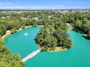 34 Greenwich Place, Conroe TX 77384