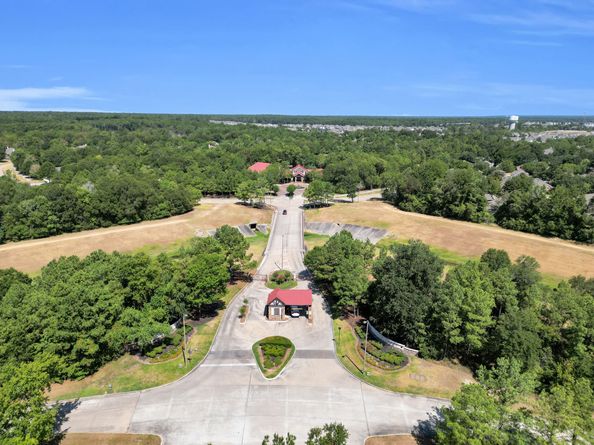 34 Greenwich Place, Conroe TX 77384