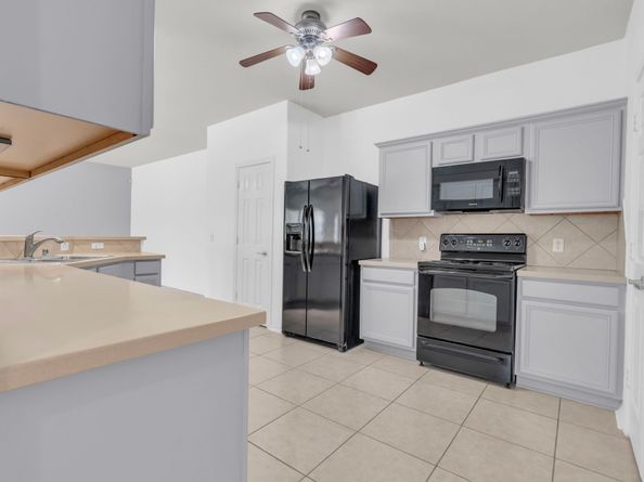 34 Greenwich Place, Conroe TX 77384