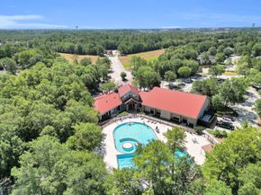 34 Greenwich Place, Conroe TX 77384