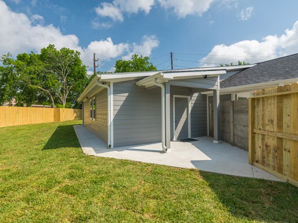 3618 Tamfield Drive, Houston TX 77066