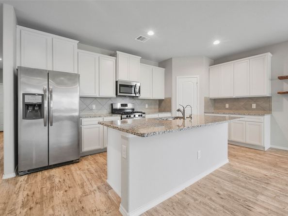 3315 Acorn Ridge Court, Conroe TX 77301