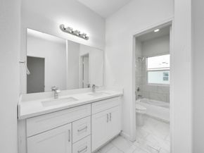 4010 Mckinley Street, Houston TX 77051