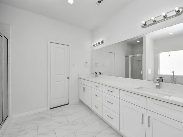 4010 Mckinley Street, Houston TX 77051
