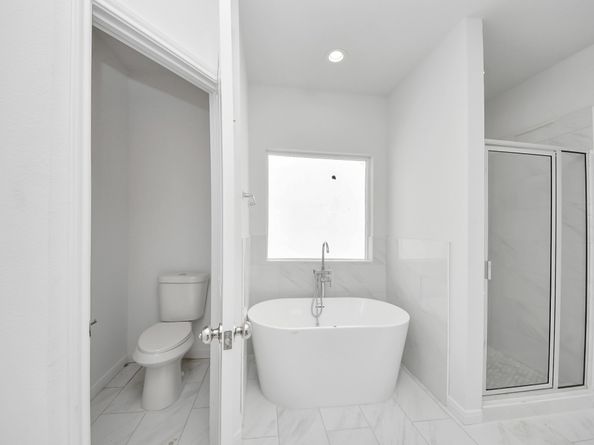4010 Mckinley Street, Houston TX 77051