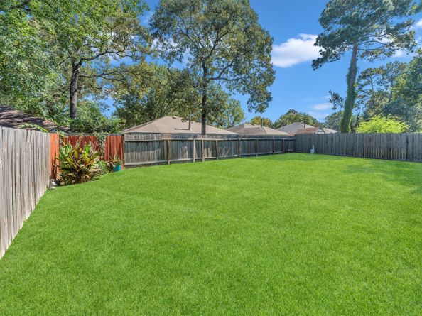 2519 Meandering Trail, Houston TX 77339