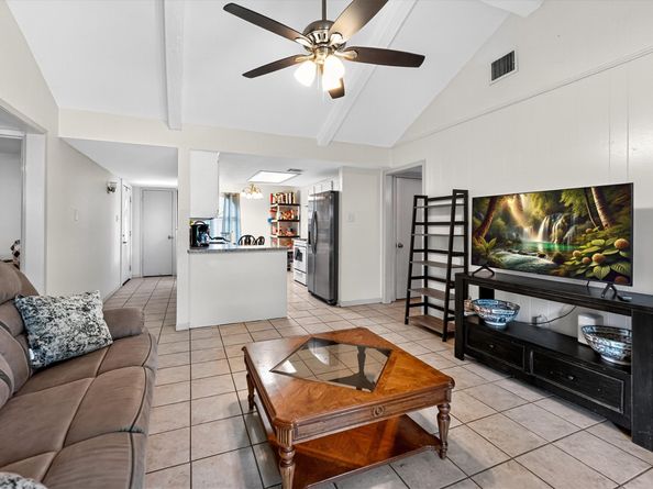 2519 Meandering Trail, Houston TX 77339