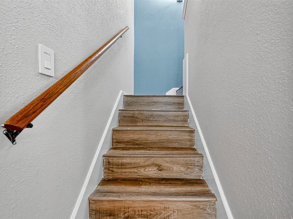 1208 Country Place Drive, Houston TX 77079