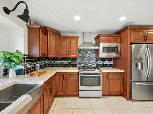 4714 Sunshine Drive, Sugar Land TX 77479