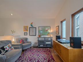 308 Dennis Street, Houston TX 77006