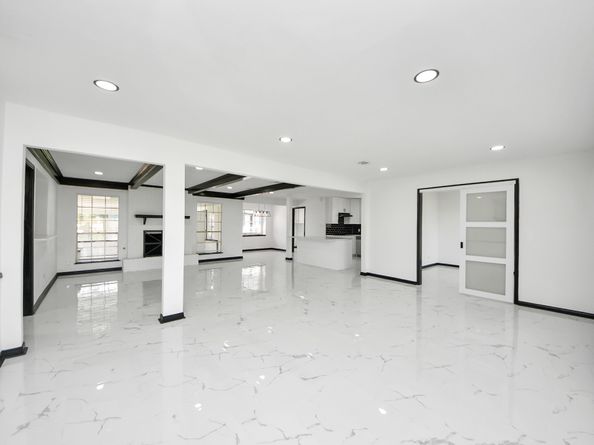 14407 Chevy Chase, Houston TX 77077