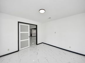 14407 Chevy Chase, Houston TX 77077