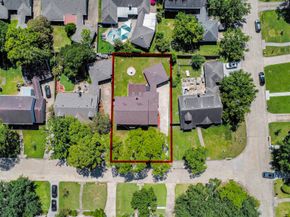 14407 Chevy Chase, Houston TX 77077
