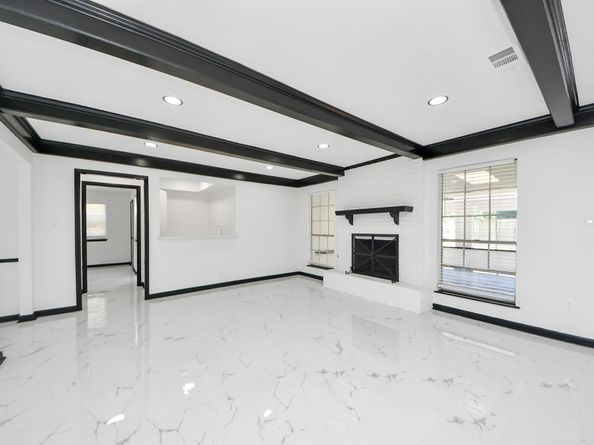 14407 Chevy Chase, Houston TX 77077