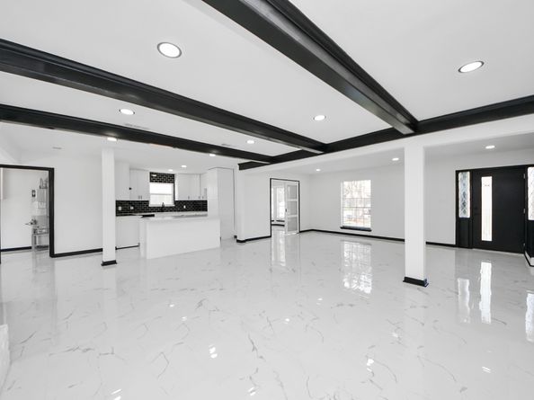 14407 Chevy Chase, Houston TX 77077