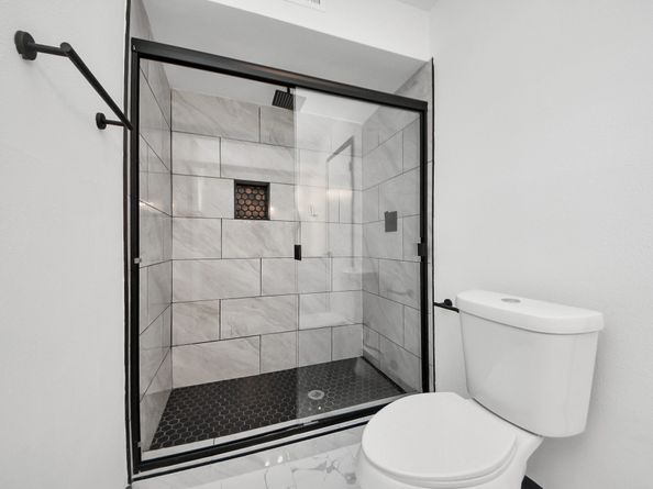 14407 Chevy Chase, Houston TX 77077