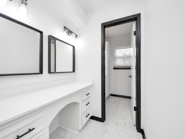 14407 Chevy Chase, Houston TX 77077