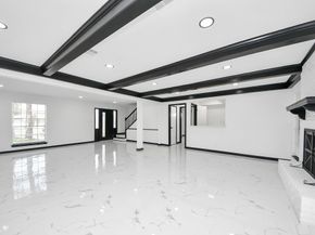 14407 Chevy Chase, Houston TX 77077