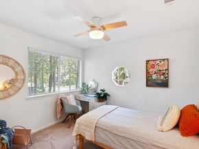 7 Dusky Meadow Place, The Woodlands TX 77381