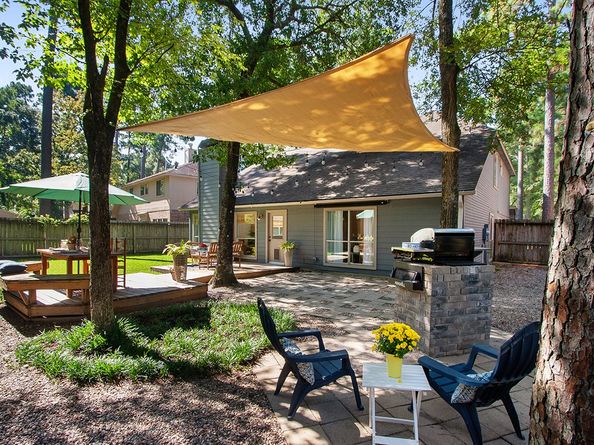 7 Dusky Meadow Place, The Woodlands TX 77381
