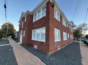 2021 Kane Street 8, Houston TX 77007