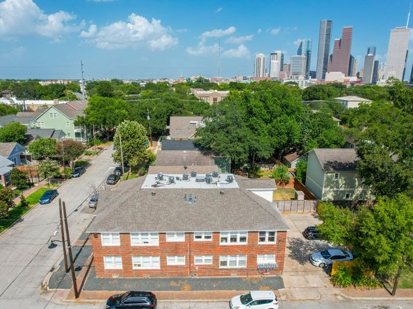 2021 Kane Street 8, Houston TX 77007
