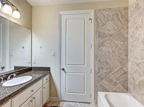 2123 Camden Creek Lane, Houston TX 77077