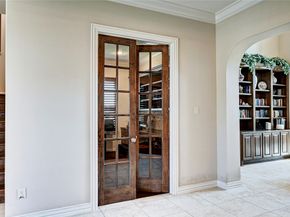 2123 Camden Creek Lane, Houston TX 77077