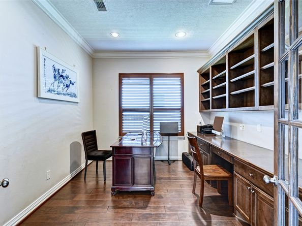 2123 Camden Creek Lane, Houston TX 77077