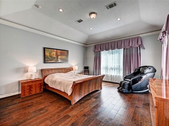 2123 Camden Creek Lane, Houston TX 77077