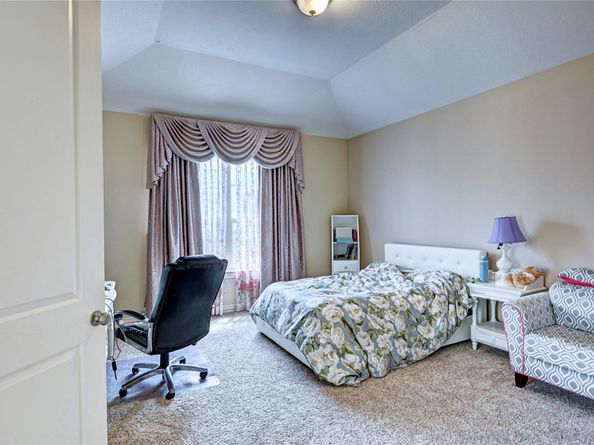2123 Camden Creek Lane, Houston TX 77077